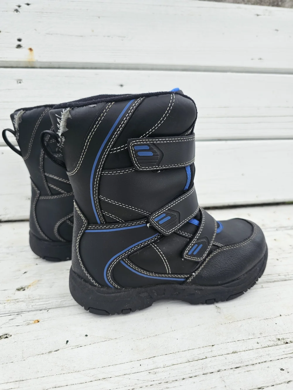 Kids Waterproof Snow Boots with Easy Velcro Straps.